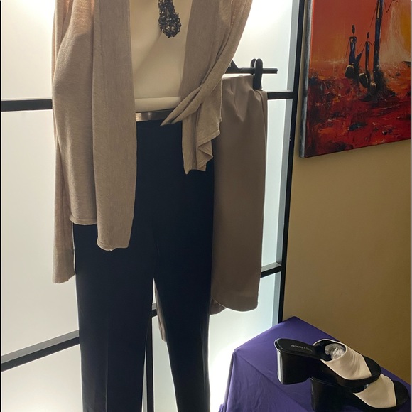 Get the Look - Picture 1 of 2